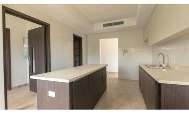 SE VENDE EXCLUSIVO APARTAMENTO DE 4 REC.EN PH TUCAN COUNTRY CLUB(NT4X)