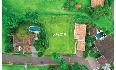 SE VENDE TERRENO O LOTE DE 650M2 FRENTE AL CANAL DE PANAMA(LTM2)