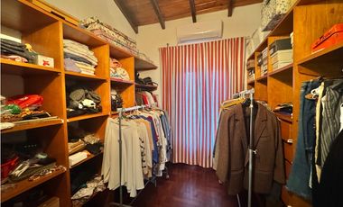 VENTA CASA 4 DORMITORIOS C/PILETA B° LAS ROSAS CORDOBA