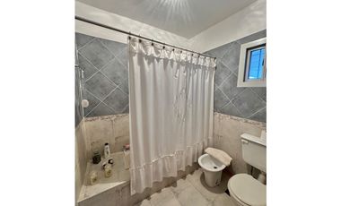 VENTA CASA 4 DORMITORIOS C/PILETA B° LAS ROSAS CORDOBA