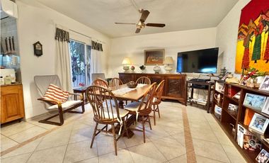 VENTA CASA 4 DORMITORIOS C/PILETA B° LAS ROSAS CORDOBA