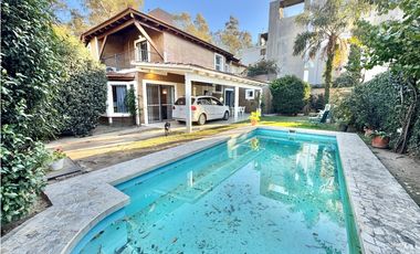 VENTA CASA 4 DORMITORIOS C/PILETA B° LAS ROSAS CORDOBA