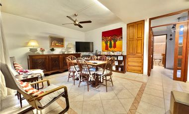 VENTA CASA 4 DORMITORIOS C/PILETA B° LAS ROSAS CORDOBA