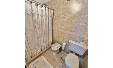 VENTA CASA 4 DORMITORIOS C/PILETA B° LAS ROSAS CORDOBA