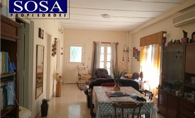 CASA QUINTA en G. Catan, Calle Libres Nº 652