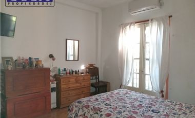 CASA QUINTA en G. Catan, Calle Libres Nº 652