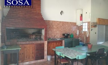 CASA QUINTA en G. Catan, Calle Libres Nº 652