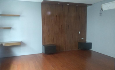 4-Level 3BR Townhouse with 2 Parking Slots FOR SALE in Dover Hill, San Juan