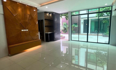 4-Level 3BR Townhouse with 2 Parking Slots FOR SALE in Dover Hill, San Juan