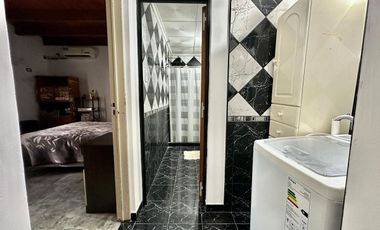 VENTA Casa con patio verde y 2 dormitorios