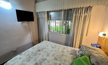Casa + 2 departamentos en José Marmol