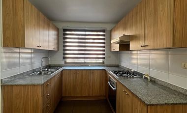 Casa en Arriendo en MAP - Se Arrienda Bella casa 5h,3B, dentro de condominio en Huechuraba