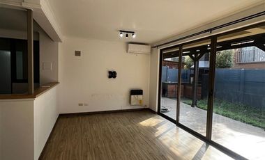 Casa en Arriendo en MAP - Se Arrienda Bella casa 5h,3B, dentro de condominio en Huechuraba