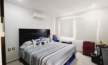 Casa en Venta en Lomas del Sol | Amplio Jardín