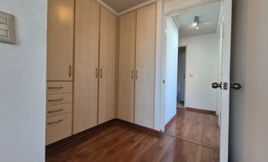 Se vende depto en AV. Brasil de 3D+2B+2Est y 1 Bod + 1D y 1B de servicio a  8.500 UF
