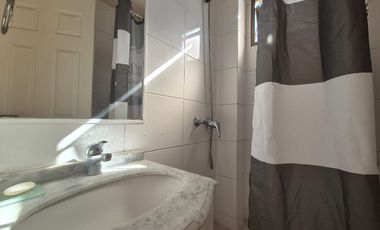 Se vende depto en AV. Brasil de 3D+2B+2Est y 1 Bod + 1D y 1B de servicio a  8.500 UF