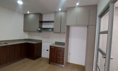 CASA EN VENTA HUACHI LA JOYA CONJUNTO PREMIUM 4