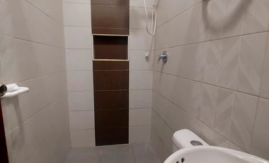 CASA RENTERA EN VENTA AMBATO