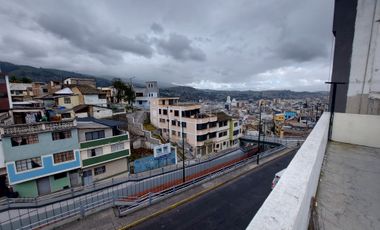 CASA RENTERA EN VENTA AMBATO