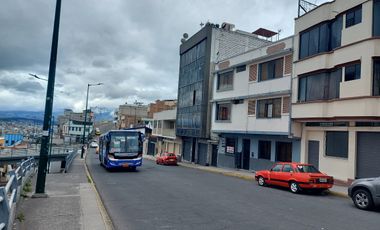 CASA RENTERA EN VENTA AMBATO