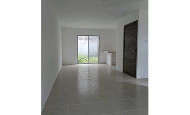 Vendo casa x estrenar en portal del sol 3 (Chongon)