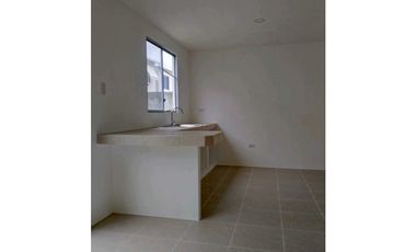 Vendo casa x estrenar en portal del sol 3 (Chongon)
