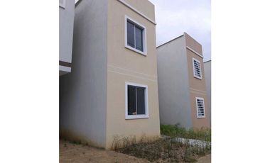 Vendo casa x estrenar en portal del sol 3 (Chongon)
