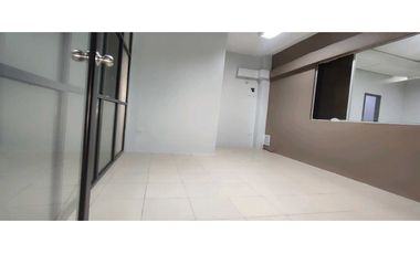 ALQUILO AMPLIA CASA PARA EMPRESAS