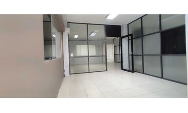 ALQUILO AMPLIA CASA PARA EMPRESAS