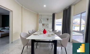 Pool villa for sale and rent 3 Bedrooms Bathrooms in East Pattaya