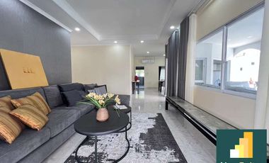 Pool villa for sale and rent 3 Bedrooms Bathrooms in East Pattaya