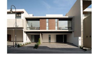 La Joya del Vergel/ Residencia a estrenar (ESPE)