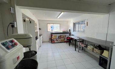 EL ARRAYAN / AV. EL TOTORAL ALGARROBO