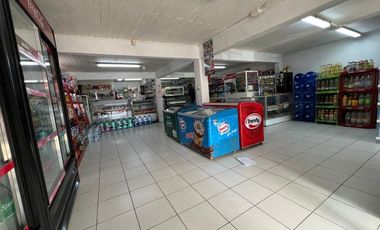 EL ARRAYAN / AV. EL TOTORAL ALGARROBO