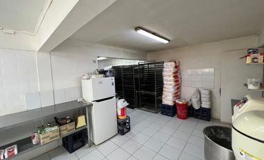 EL ARRAYAN / AV. EL TOTORAL ALGARROBO