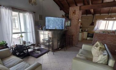 Casa en venta - 3 Dormitorios 3 Baños - Villa Gesell