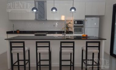 Casa - Estancia Villa Maria - Venta con Renta