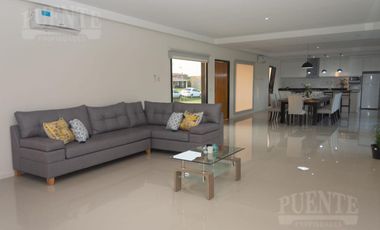 Casa - Estancia Villa Maria - Venta con Renta