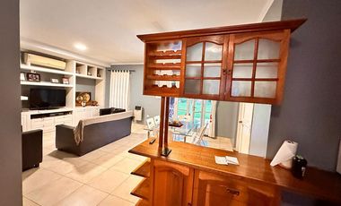 Importante casa de 3 dormitorios, barrio privado Casco Viejo, Yerba Buena