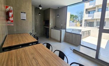 Venta departamento de 1 dormitorio con balcón en el barrio Echesortu