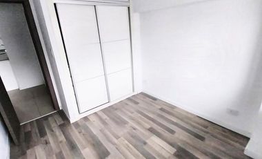 Venta departamento de 1 dormitorio con balcón en el barrio Echesortu