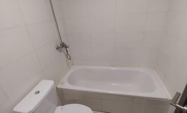Venta departamento de 1 dormitorio con balcón en el barrio Echesortu