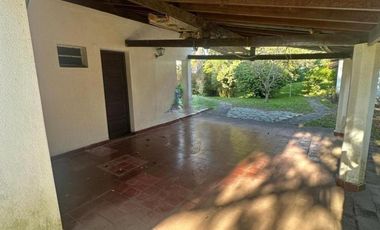 Casa en venta - 3 Dormitorios 5 Baños - Villa Gesell