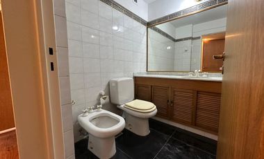 Departamento en venta de 4 Dormitorios con cochera en Rosario - Centro