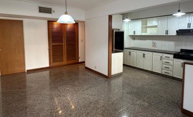Departamento en venta de 4 Dormitorios con cochera en Rosario - Centro