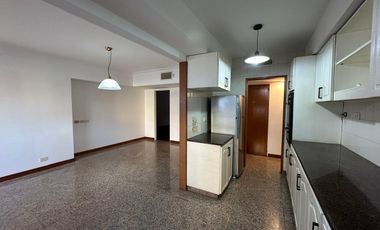 Departamento en venta de 4 Dormitorios con cochera en Rosario - Centro