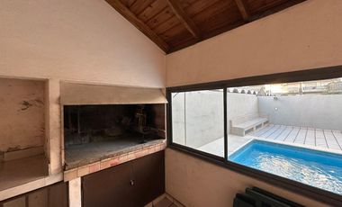 Departamento en venta de 4 Dormitorios con cochera en Rosario - Centro