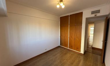 Departamento en venta de 4 Dormitorios con cochera en Rosario - Centro