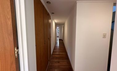 Departamento en venta de 4 Dormitorios con cochera en Rosario - Centro