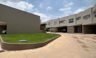 Venta de Casa en Condominio